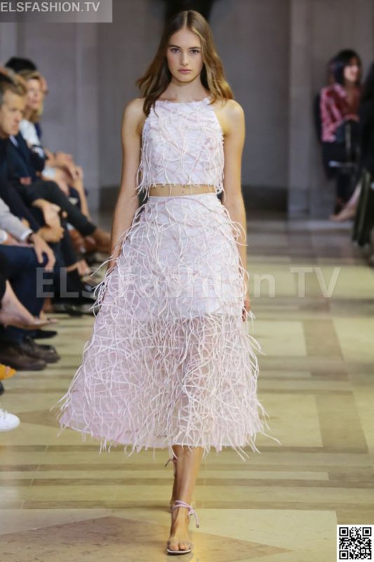 Carolina Herrera SS 2016 NYFW access to view full gallery. #CarolinaHerrera #nyfw15 Carolina Herrera SS 2016 NYFW access to view full gallery. #CarolinaHerrera #nyfw15
