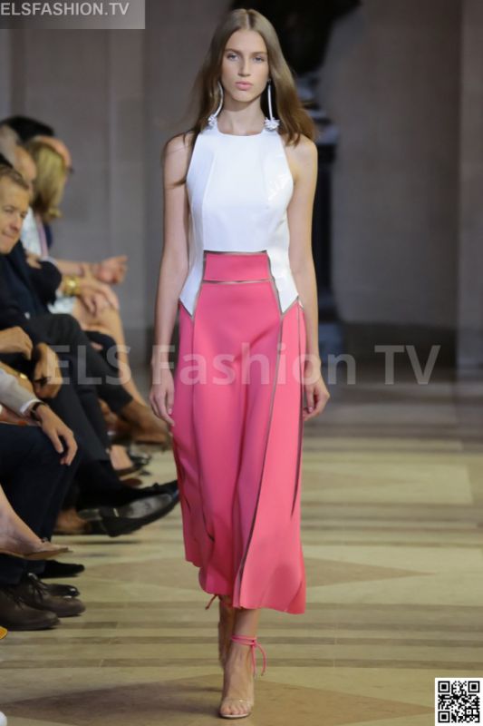 Carolina Herrera SS 2016 NYFW access to view full gallery. #CarolinaHerrera #nyfw15 Carolina Herrera SS 2016 NYFW access to view full gallery. #CarolinaHerrera #nyfw15