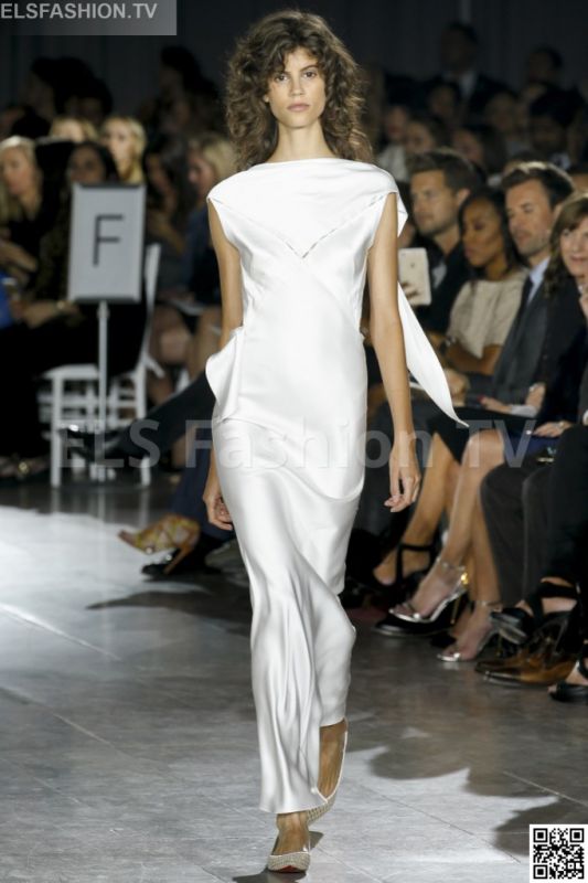 Zac Posen SS 2016 NYFW access to view full gallery. #ZacPosen #nyfw15