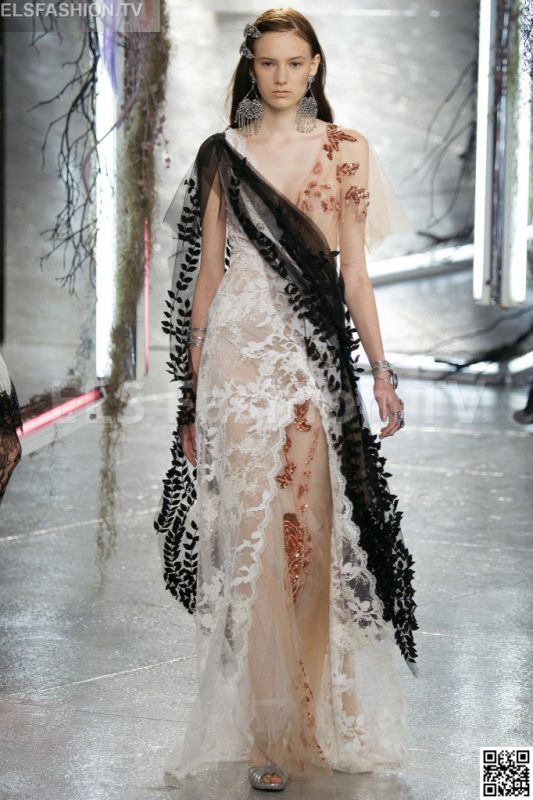 Rodarte SS 2016 NYFW access to view full gallery. #Rodarte #nyfw15