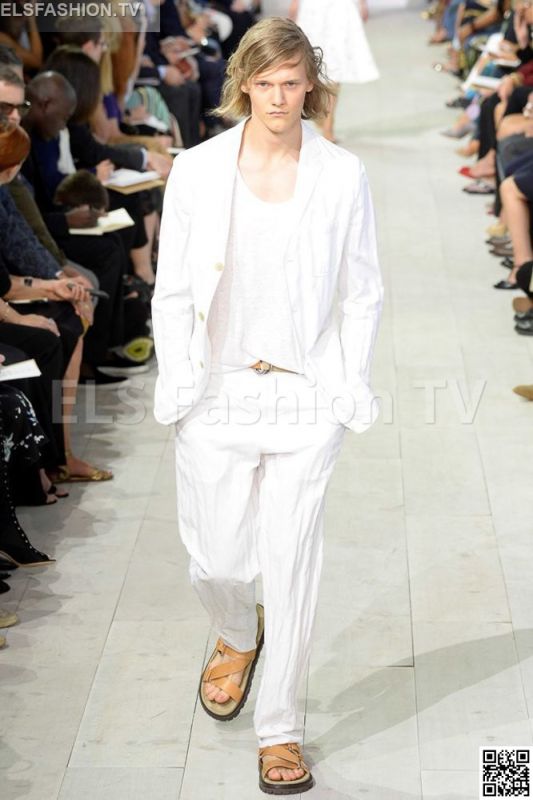 Michael Kors SS 2016 NYFW access to view full gallery. #MichaelKors #nyfw15