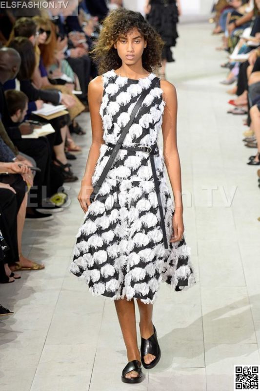 Michael Kors SS 2016 NYFW access to view full gallery. #MichaelKors #nyfw15