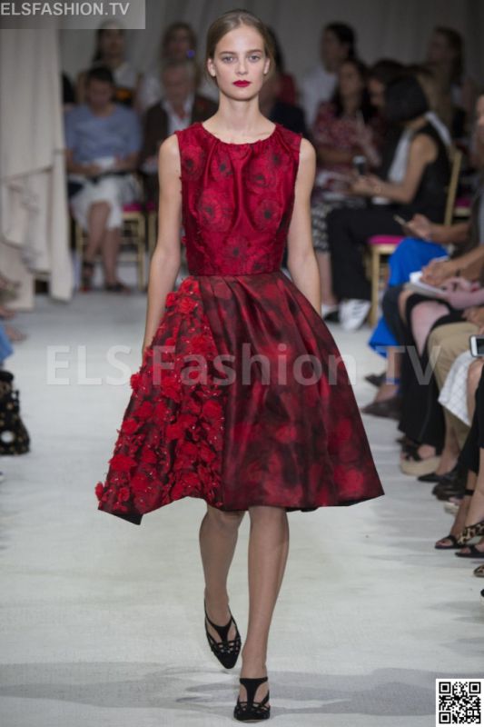 Oscar de la Renta SS 2016 NYFW access to view full gallery. #Oscardelarenta #nyfw15