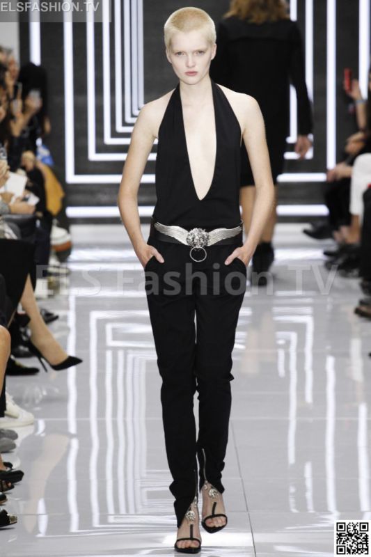 Versace versus SS 2016 LFW access to view full gallery. #Versusversace #LFW15