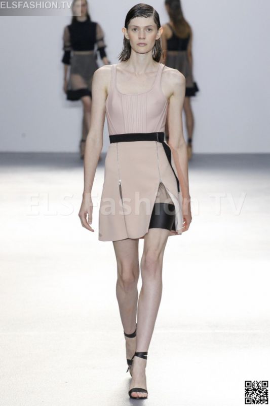 David Koma SS 2016 LFW access to view full gallery. #Davidkoma #LFW15