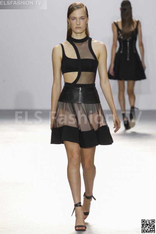 David Koma SS 2016 LFW access to view full gallery. #Davidkoma #LFW15