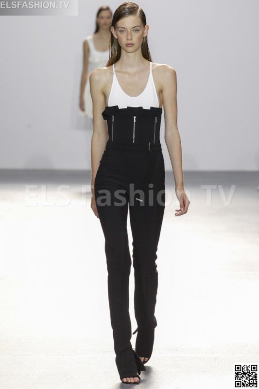 David Koma SS 2016 LFW access to view full gallery. #Davidkoma #LFW15