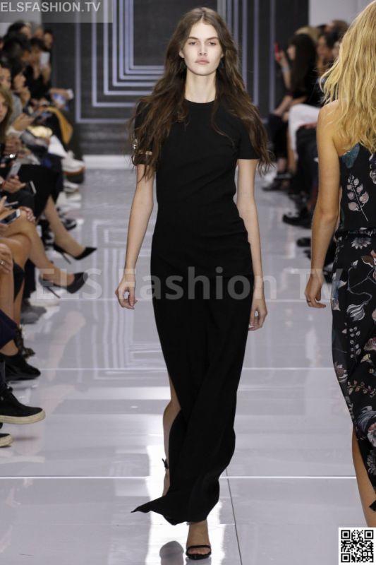 Versace versus SS 2016 LFW access to view full gallery. #Versusversace #LFW15