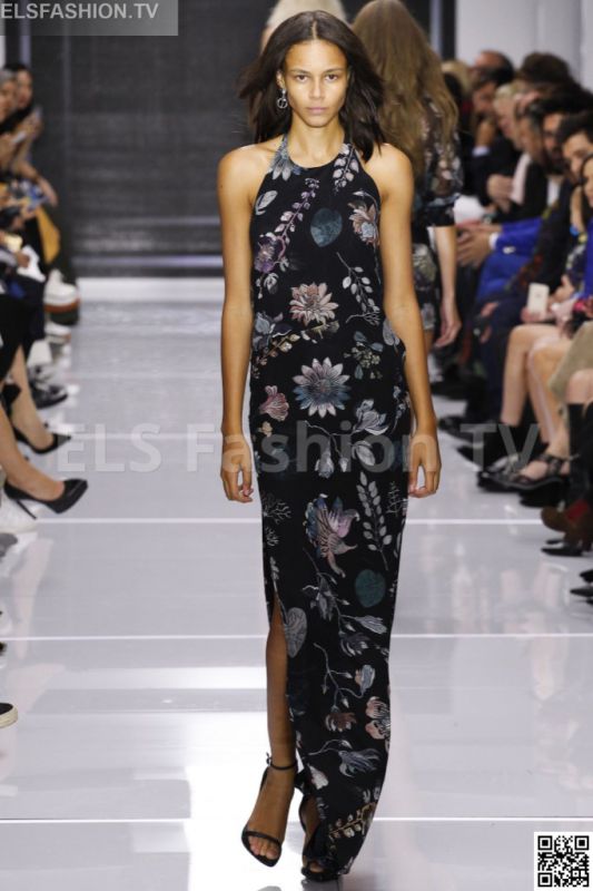 Versace versus SS 2016 LFW access to view full gallery. #Versusversace #LFW15 Versace versus SS 2016 LFW access to view full gallery. #Versusversace #LFW15