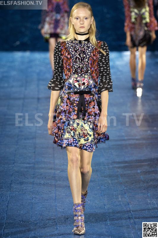 Mary Katrantzou SS 2016 LFW access to view full gallery. #MaryKatrantzou #LFW15