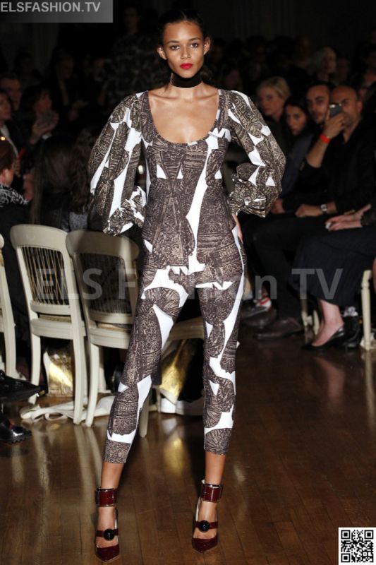 Giles SS 2016 LFW access to view full gallery. #Giles #LFW15