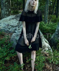 Numero 166 August 2015 - Models Marjan Jonkman Nyima Ward
