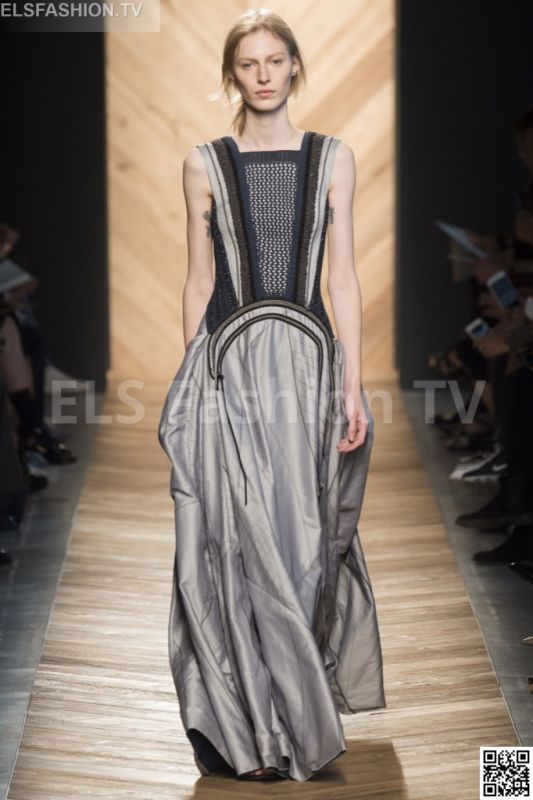 Bottega Veneta SS 2016 MFW access to view full gallery. #Bottegaveneta #MFW15
