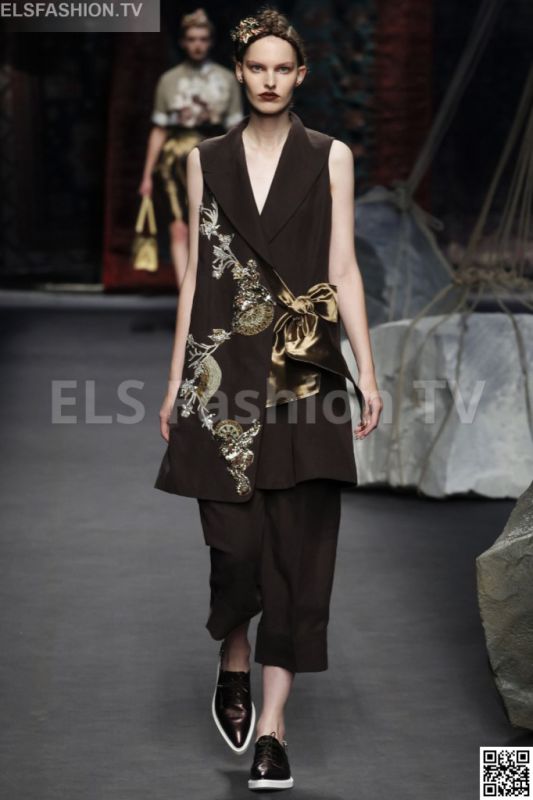 Antonio Marras SS 2016 MFW access to view full gallery. #Antoniomarras #MFW15