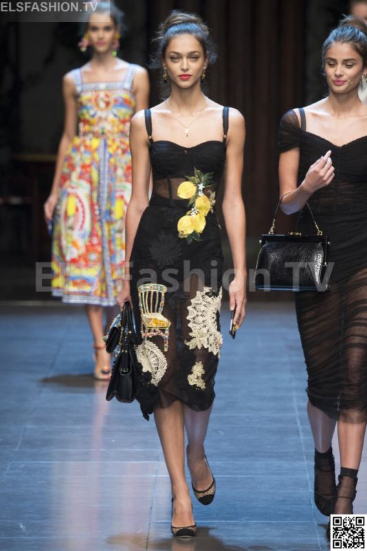 Dolce & Gabbana SS 2016 MFW access to view full gallery. #DolceandGabbana #MFW15