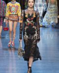 Dolce &amp; Gabbana SS 2016 MFW access to view full gallery. #DolceandGabbana #MFW15