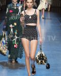 Dolce &amp; Gabbana SS 2016 MFW access to view full gallery. #DolceandGabbana #MFW15