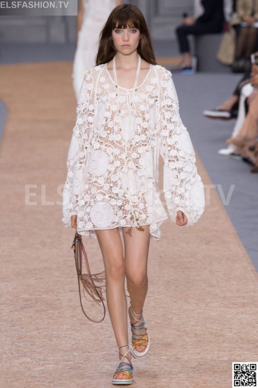 Chloe SS 2016 PFW access to view full gallery. #Chloe #PFW15