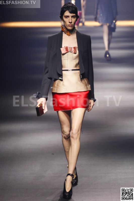 Lanvin SS 2016 PFW access to view full gallery. #Lanvin #PFW15