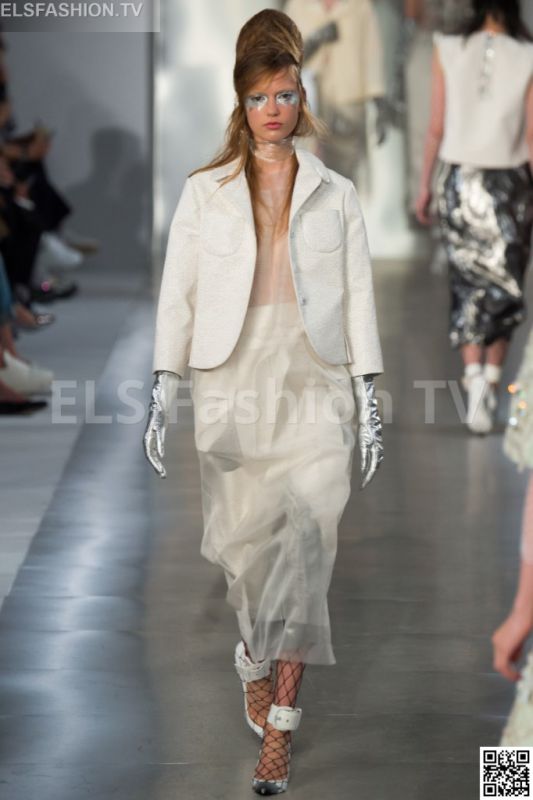 Maison Margiela SS 2016 PFW access to view full gallery. #Maisonmargiela #PFW15