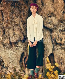 Elle Sweden August 2015 - Model  Frida Gustavsson