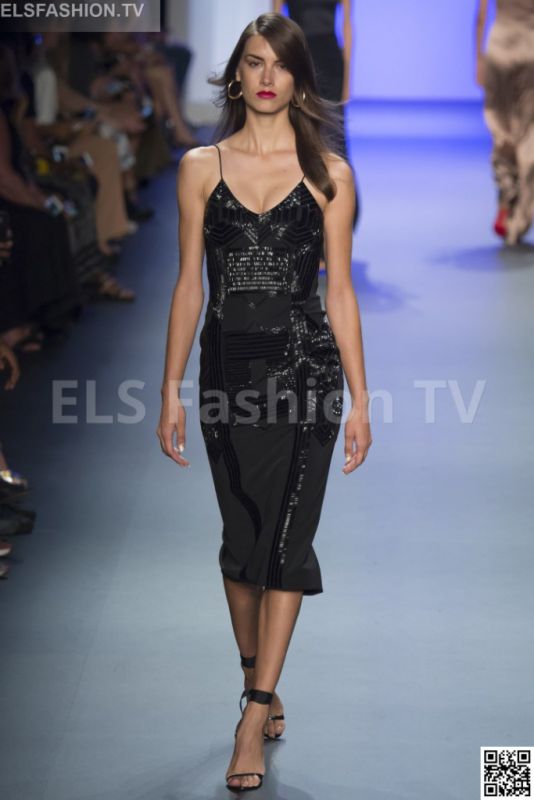 Cushnie et Ochs SS 2017 NYFW access to view full gallery. #CushnieetOchs #NYFW17v