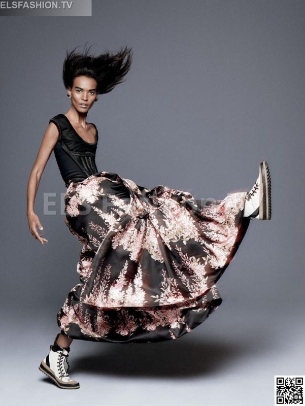 Vogue USA September 2015: model #RaquelZimmermann #LiyaKebede #vogueusa