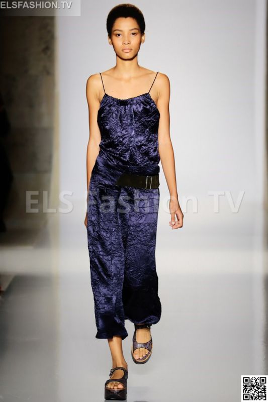 Victoria Beckham NYFW Spring/Summer 2016 #victoriabeckham #nyfw