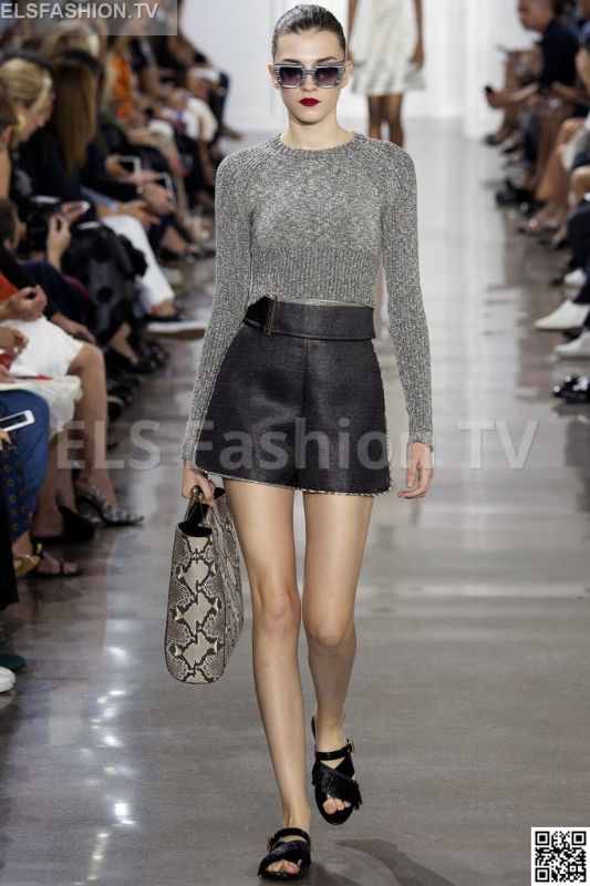 Jason Wu SS 2016 NYFW access to view full gallery. #jasonws #nyfw15 Jason Wu SS 2016 NYFW access to view full gallery. #jasonws #nyfw15