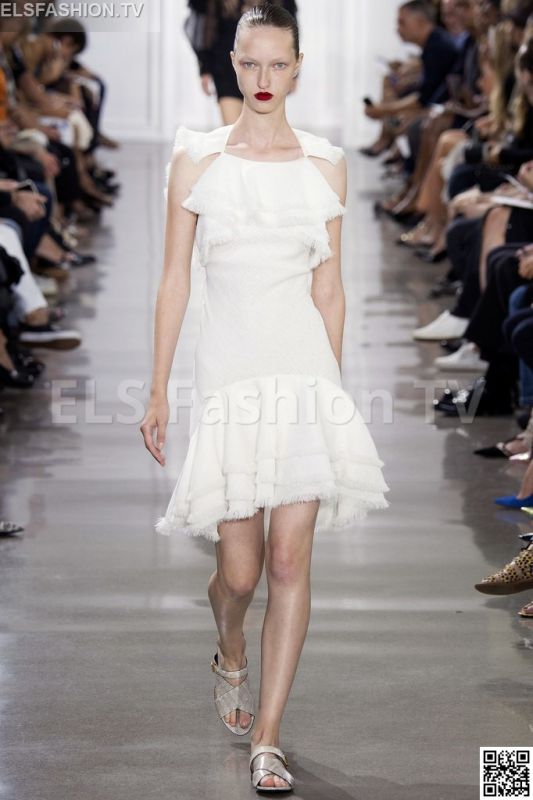 Jason Wu SS 2016 NYFW access to view full gallery. #jasonws #nyfw15 Jason Wu SS 2016 NYFW access to view full gallery. #jasonws #nyfw15