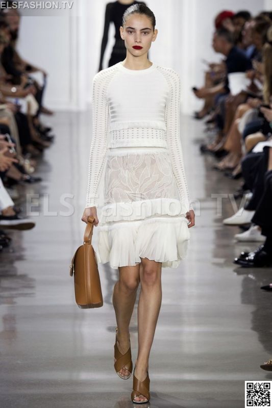 Jason Wu SS 2016 NYFW access to view full gallery. #jasonws #nyfw15 Jason Wu SS 2016 NYFW access to view full gallery. #jasonws #nyfw15