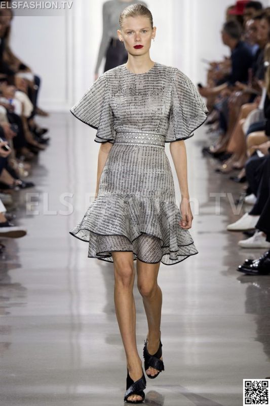 Jason Wu SS 2016 NYFW access to view full gallery. #jasonws #nyfw15 Jason Wu SS 2016 NYFW access to view full gallery. #jasonws #nyfw15
