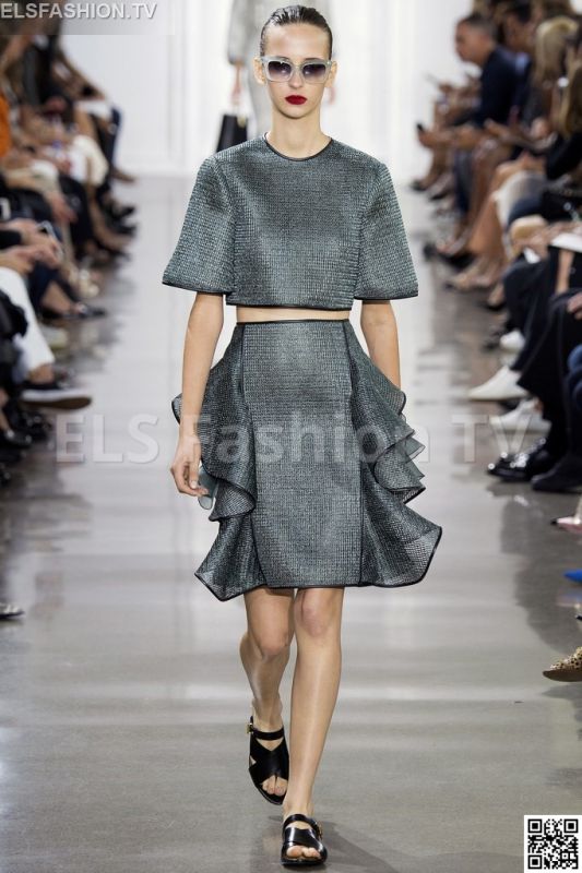 Jason Wu SS 2016 NYFW access to view full gallery. #jasonws #nyfw15 Jason Wu SS 2016 NYFW access to view full gallery. #jasonws #nyfw15