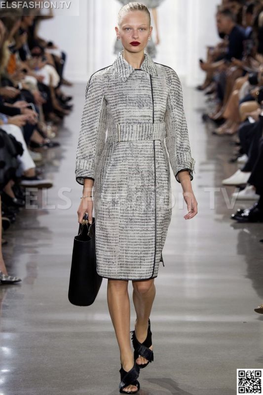 Jason Wu SS 2016 NYFW access to view full gallery. #jasonws #nyfw15 Jason Wu SS 2016 NYFW access to view full gallery. #jasonws #nyfw15