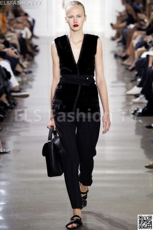 Jason Wu SS 2016 NYFW access to view full gallery. #jasonws #nyfw15 Jason Wu SS 2016 NYFW access to view full gallery. #jasonws #nyfw15