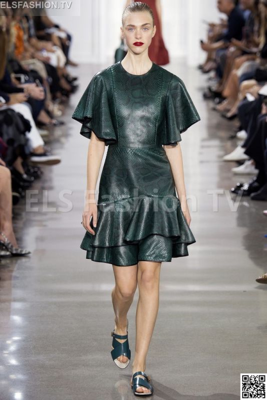 Jason Wu SS 2016 NYFW access to view full gallery. #jasonws #nyfw15 Jason Wu SS 2016 NYFW access to view full gallery. #jasonws #nyfw15