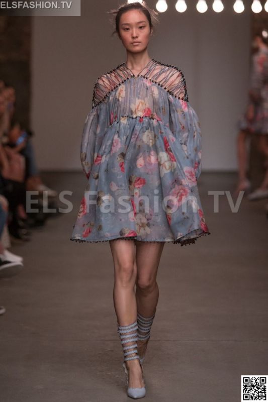 Zimmermann SS 2016 NYFW access to view full gallery. #zimmermann #nyfw15 Zimmermann SS 2016 NYFW access to view full gallery. #zimmermann #nyfw15