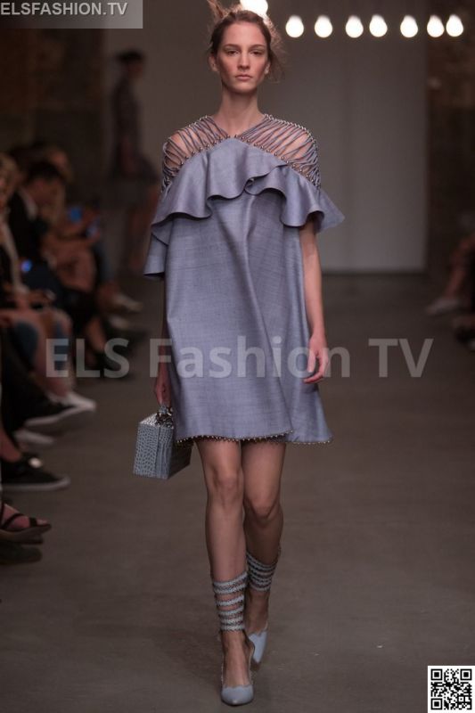 Zimmermann SS 2016 NYFW access to view full gallery. #zimmermann #nyfw15 Zimmermann SS 2016 NYFW access to view full gallery. #zimmermann #nyfw15