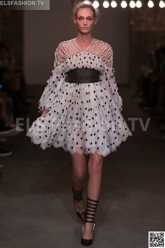 Zimmermann SS 2016 NYFW access to view full gallery. #zimmermann #nyfw15 Zimmermann SS 2016 NYFW access to view full gallery. #zimmermann #nyfw15