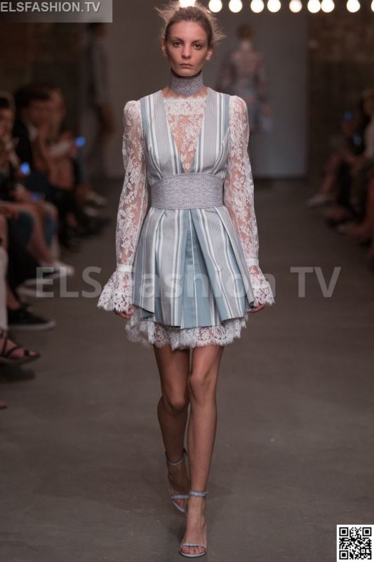 Zimmermann SS 2016 NYFW access to view full gallery. #zimmermann #nyfw15 Zimmermann SS 2016 NYFW access to view full gallery. #zimmermann #nyfw15