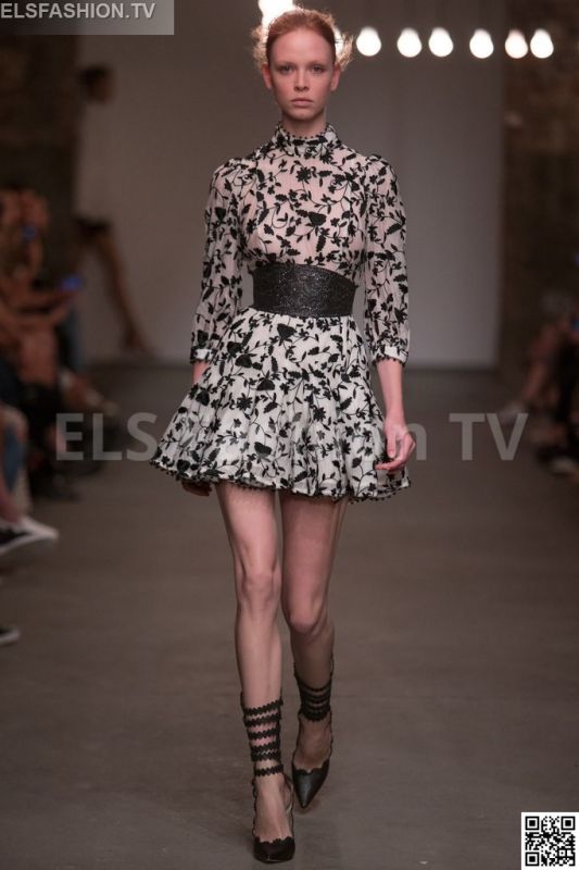 Zimmermann SS 2016 NYFW access to view full gallery. #zimmermann #nyfw15 Zimmermann SS 2016 NYFW access to view full gallery. #zimmermann #nyfw15