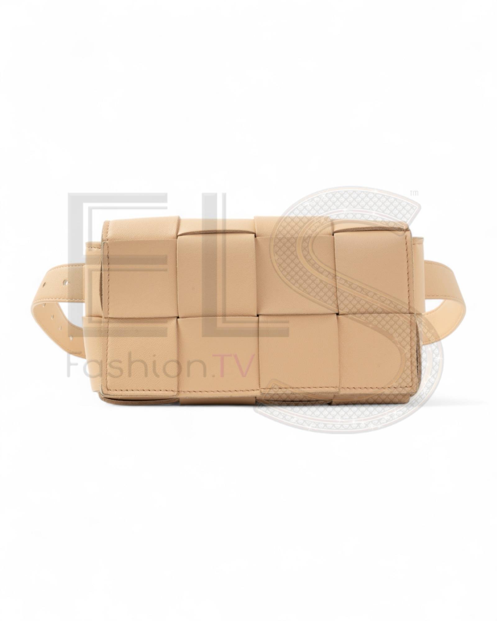 Bottega Veneta Marsupio Cassette Small Beige