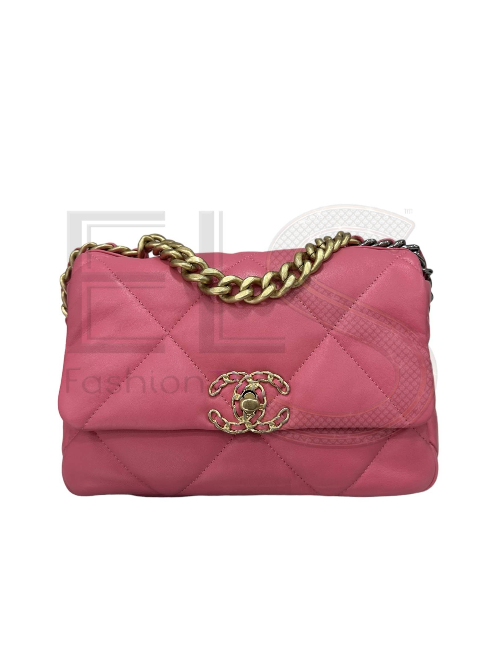 Chanel 19 Little Pink ELS Fashion TV