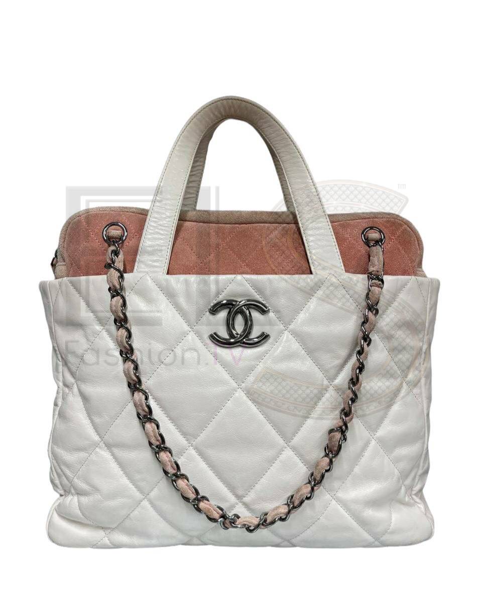Chanel Portobello Bicolor White ELS Fashion TV