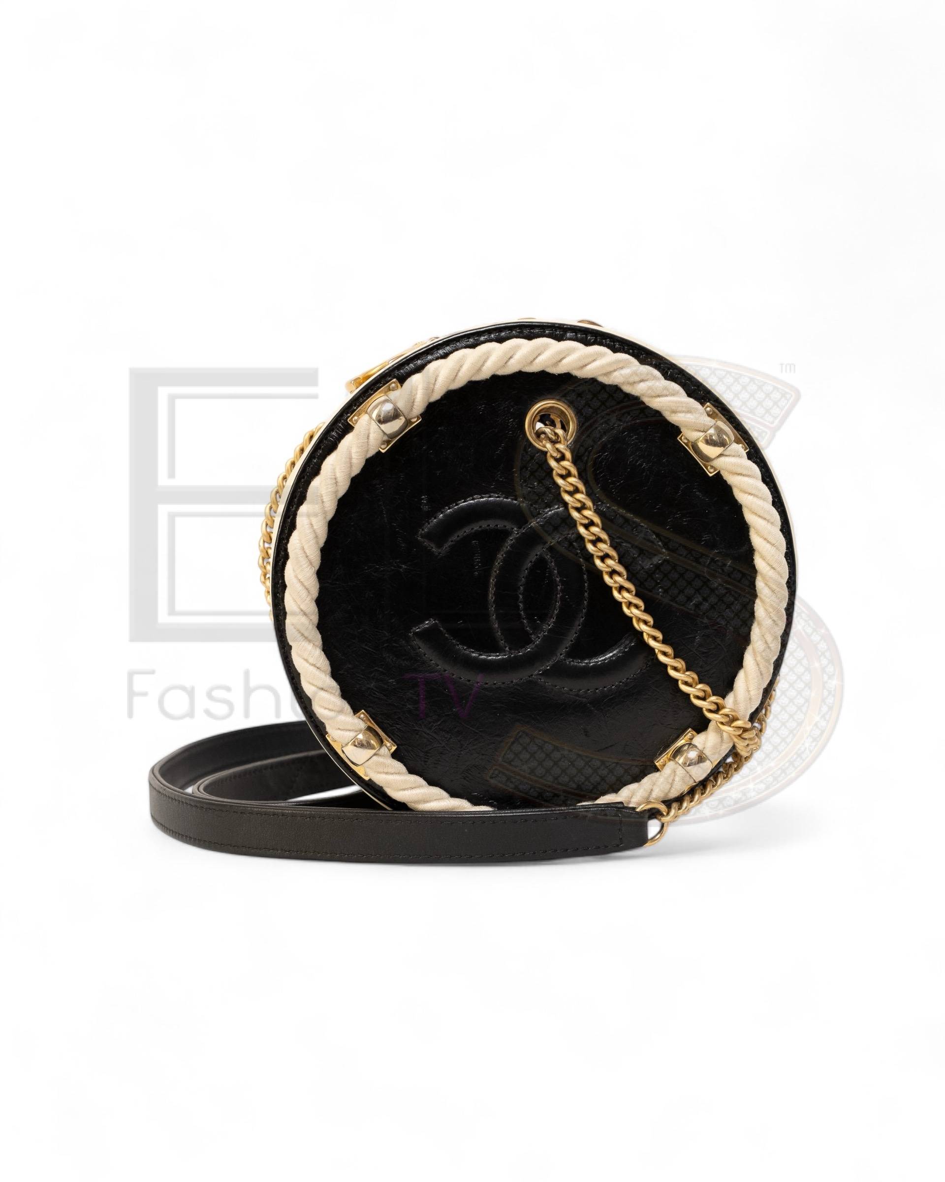 Chanel Round Bag Bicolor ELS Fashion TV