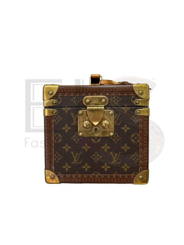 Louis Vuitton Beauty Boîte Flacons Monogram ELS Fashion TV