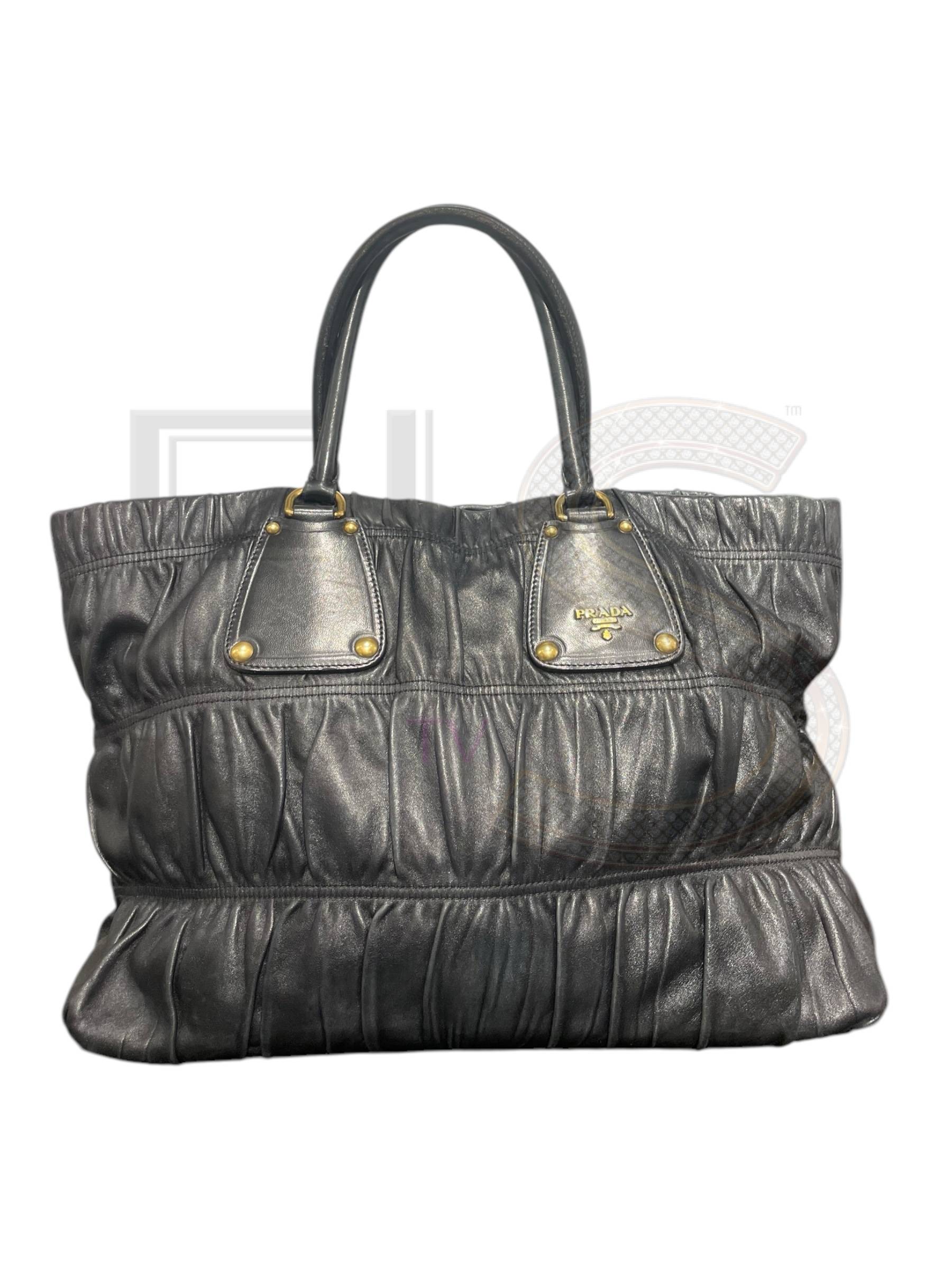 Prada Shopper Large Embossed Black